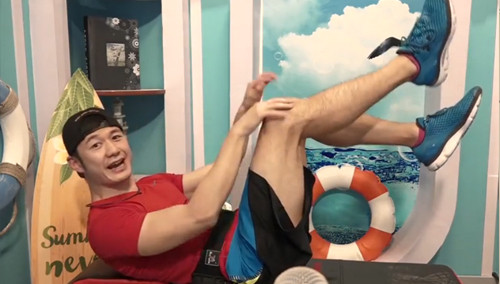 818完美聊天室0825期jasonxu现场健身秀肌肉展型男魅力