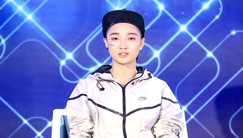 完美假期房客日记20151001期任思彤顶不住网友谩骂