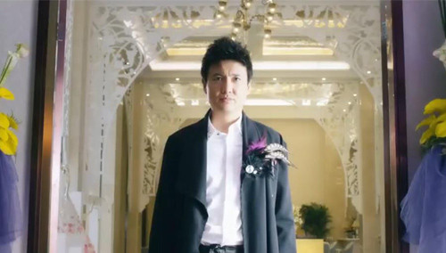 夏洛特烦恼片段夏洛鸡毛装赴宴撞衫司仪耍酒疯大闹秋雅婚礼